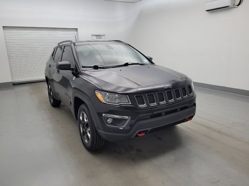 Used 2017 Jeep Compass Trailhawk w/ Navigation Group AWD/4WD image 13