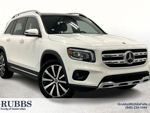 Used 2022 Mercedes-Benz GLB 250 image 1