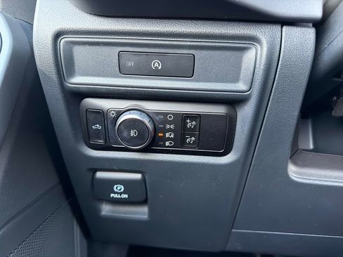 Used 2025 Ford F150 XLT w/ Equipment Group 301A Standard AWD/4WD image 33