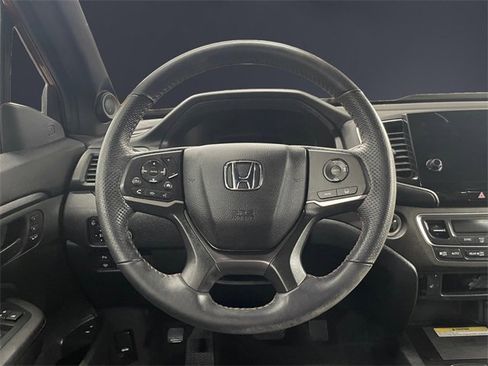 Used 2022 Honda Passport TrailSport image 12