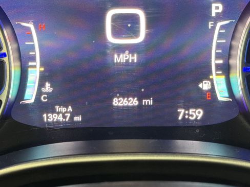 Used 2022 Chrysler Pacifica Touring-L image 17