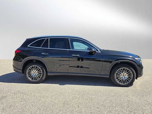 New 2026 Mercedes-Benz GLC 300 4MATIC image 2