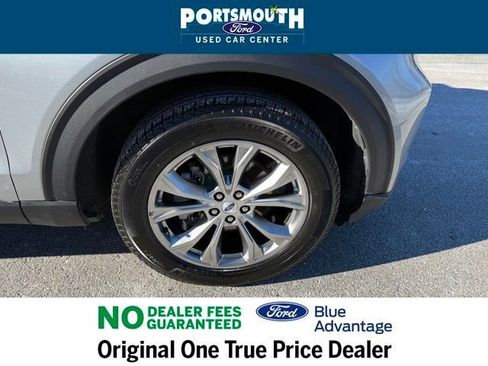 Used 2022 Ford Explorer XLT w/ Equipment Group 202A image 36