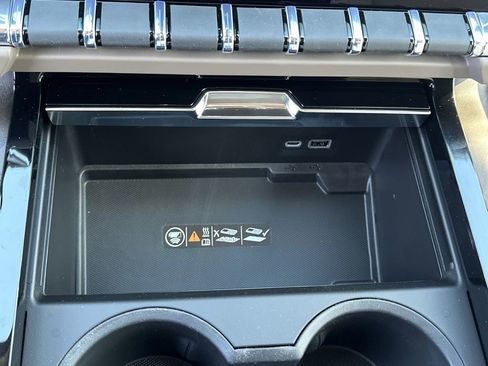 New 2026 GMC Yukon Denali w/ Advanced Technology Package image 12