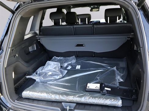 New 2025 Mercedes-Benz GLB 250 4MATIC image 17