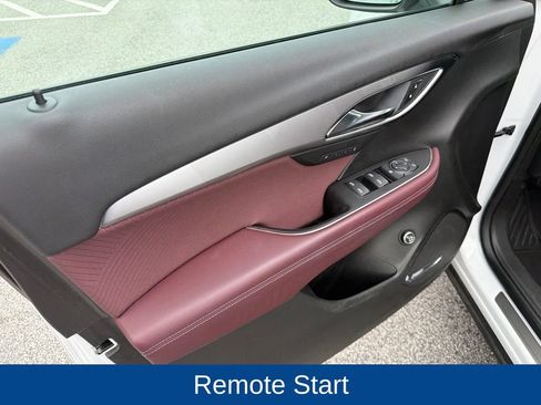 Used 2025 Buick Envision Sport Touring AWD/4WD image 11