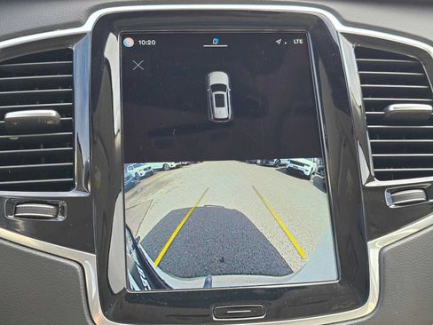 Certified 2023 Volvo XC90 T8 Ultimate AWD/4WD image 28