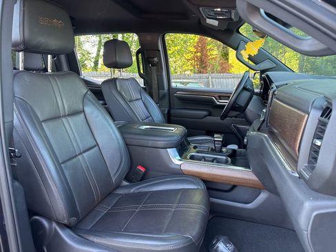 Used 2022 Chevrolet Silverado 1500 High Country image 8