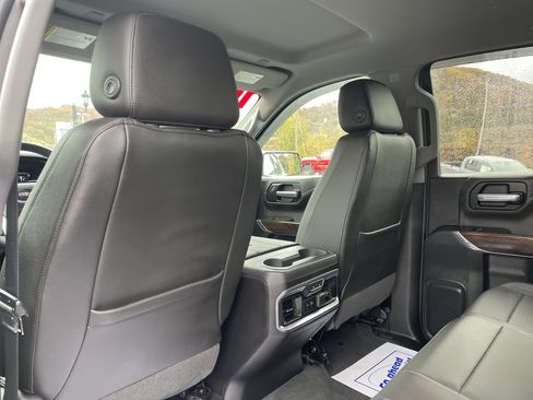 Used 2019 GMC Sierra 1500 SLT w/ SLT Premium Package image 17