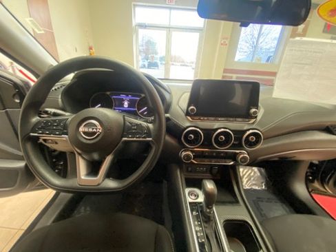 Used 2024 Nissan Sentra SV image 25