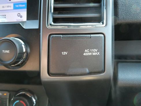 Used 2019 Ford F150 XLT w/ Equipment Group 302A Luxury AWD/4WD image 29