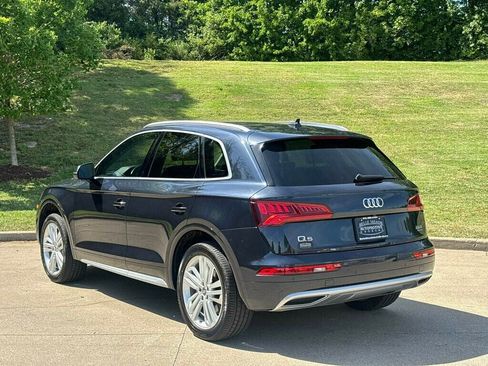 Used 2018 Audi Q5 2.0T Premium Plus w/ Premium Plus Package AWD/4WD image 3