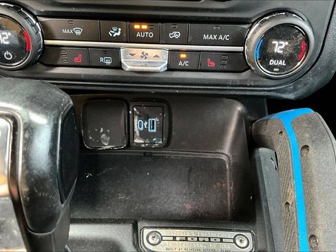Used 2023 Ford Bronco Outer Banks AWD/4WD image 18