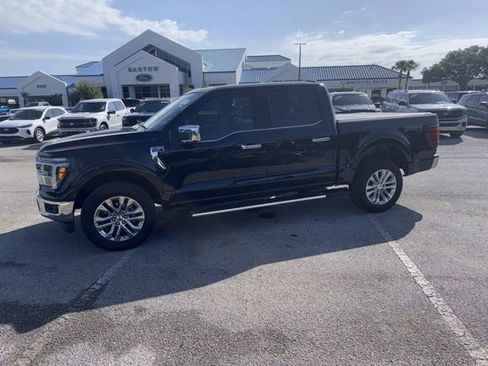 Used 2025 Ford F150 Lariat w/ Equipment Group 502A High AWD/4WD image 10