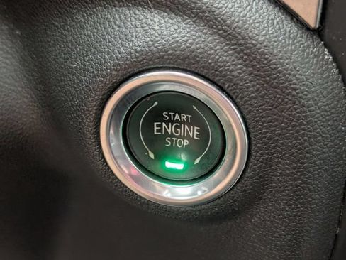 Certified 2019 Chevrolet Silverado 1500 RST w/ All-Star Edition AWD/4WD image 22