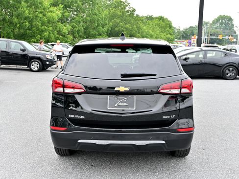 Used 2024 Chevrolet Equinox LT image 11