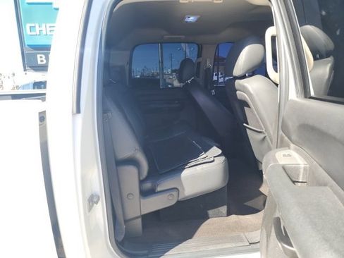 Used 2008 Chevrolet Silverado 2500 LT w/ 2LT Convenience Package RWD image 25