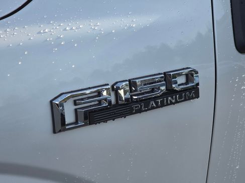 Used 2017 Ford F150 Platinum w/ Technology Package image 10