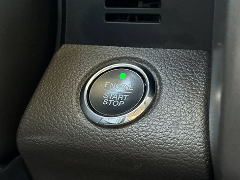 Used 2020 Ford Expedition XLT w/ Equipment Group 202A image 35