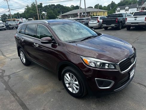Used 2017 Kia Sorento FWD image 7