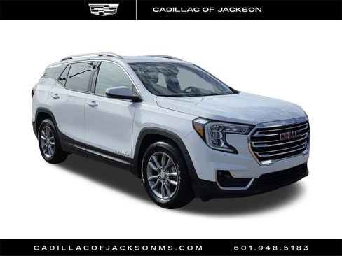 Used 2024 GMC Terrain SLT image 4