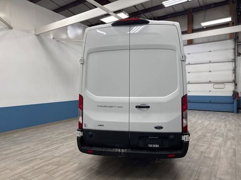 Used 2024 Ford Transit 250 148 High Roof Extended AWD w/ Load Area Protection Package image 3