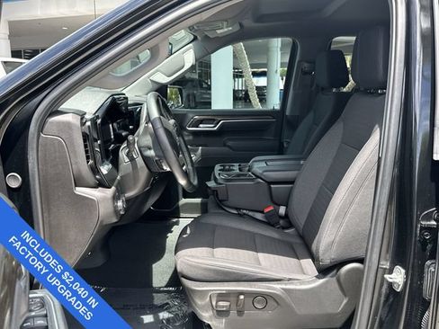Used 2025 Chevrolet Silverado 1500 RST AWD/4WD image 30