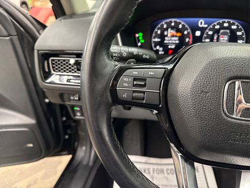 Used 2023 Honda Civic Touring image 33