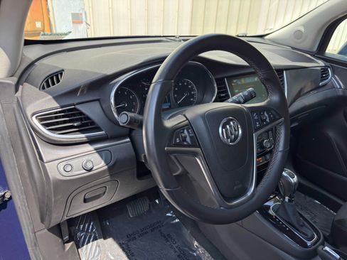 Used 2020 Buick Encore Preferred w/ Safety Package FWD image 12
