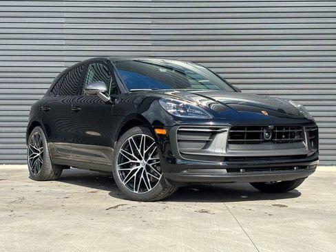 New 2026 Porsche Macan Turbo image 9