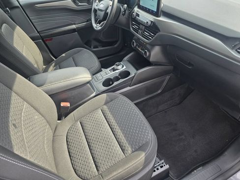 Certified 2023 Ford Escape Active AWD/4WD image 14