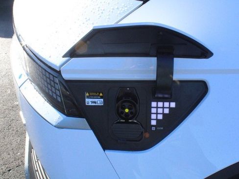 New 2024 Hyundai Ioniq 5 SEL image 12