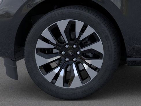 New 2026 Ford Expedition Platinum w/ Driver's Package image 19