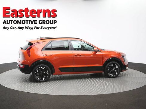 Used 2023 Kia Niro Wind w/ Wind Preserve Package FWD image 41