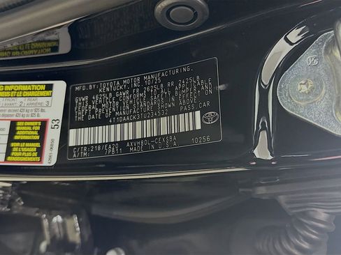 Used 2026 Toyota Camry SE w/ Convenience Package FWD image 17