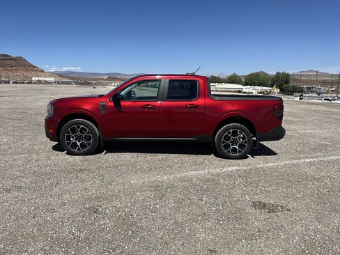 Used 2026 Ford Maverick Lariat AWD/4WD image 2
