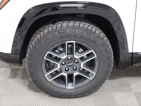 New 2026 GMC Terrain AT4 image 40