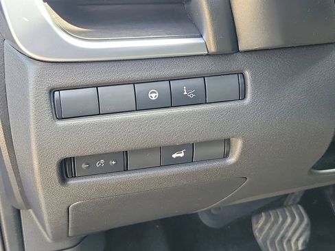 Used 2023 Nissan Rogue Platinum w/ Platinum Premium Package AWD/4WD image 18