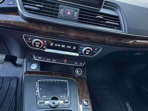 Used 2018 Audi Q5 2.0T Premium Plus image 11