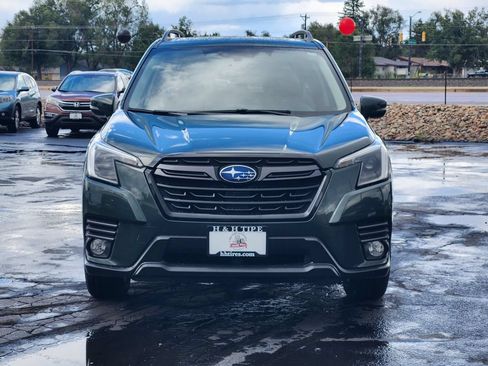Used 2022 Subaru Forester Limited AWD/4WD image 6