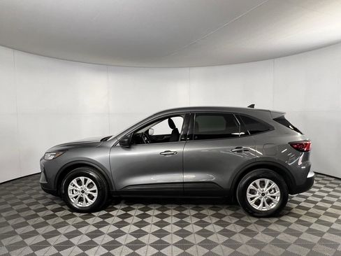 Used 2025 Ford Escape Active image 9