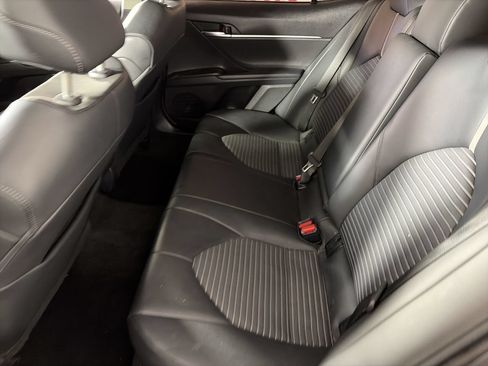 Used 2023 Toyota Camry SE FWD image 22
