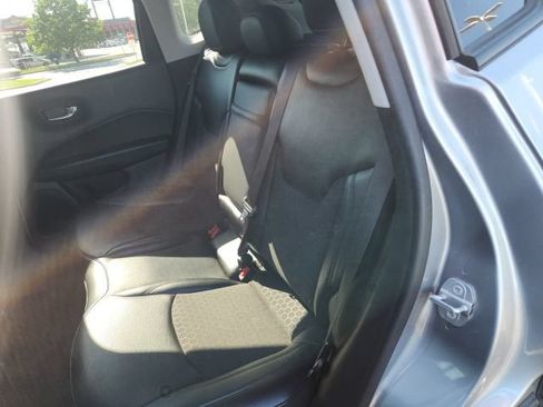 Used 2020 Jeep Compass Latitude AWD/4WD image 14