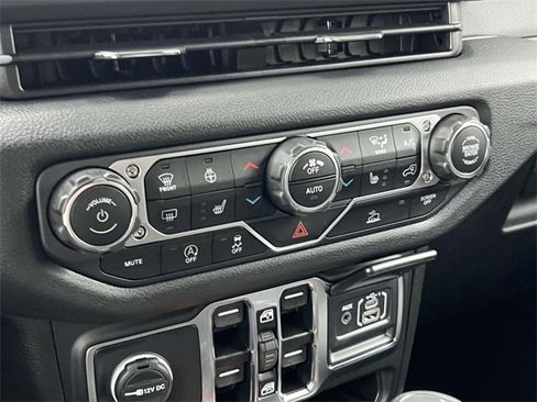 New 2026 Jeep Gladiator Sport image 31