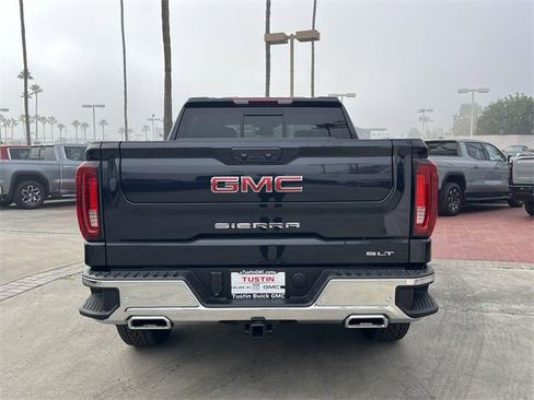 New 2026 GMC Sierra 1500 SLT w/ SLT Premium Plus Package image 4