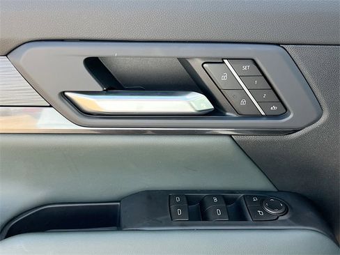 New 2026 GMC Terrain AT4 w/ Convenience Package III image 13