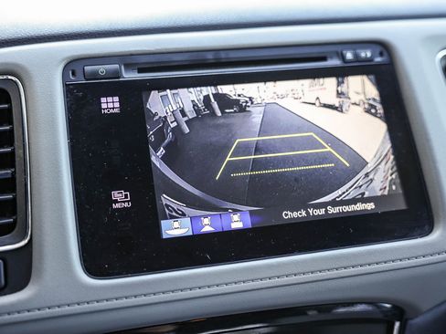 Used 2018 Honda HR-V EX image 30