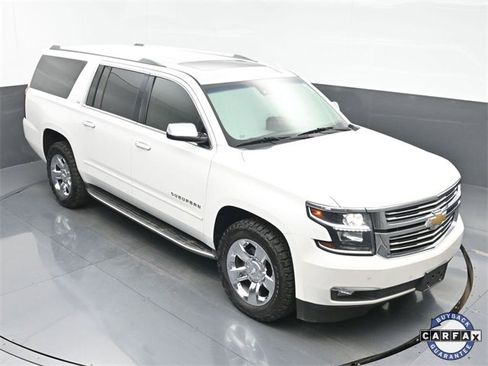 Used 2016 Chevrolet Suburban LTZ image 36