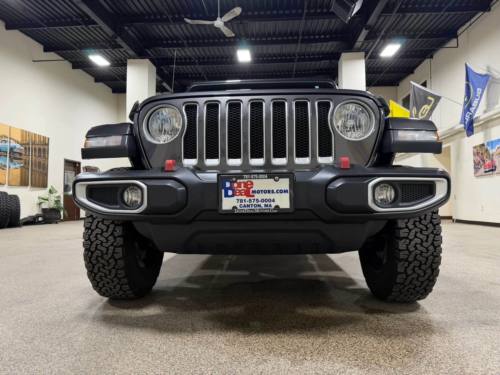 Used 2020 Jeep Wrangler Unlimited Sahara w/ Uconnect 4C Nav & Sound Group AWD/4WD image 12