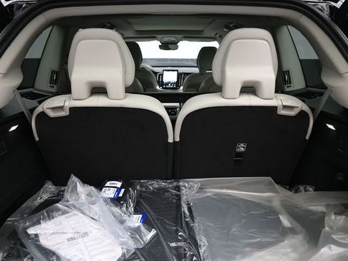 New 2026 Volvo XC90 B6 Ultra w/ Protection Package Premier AWD/4WD image 33